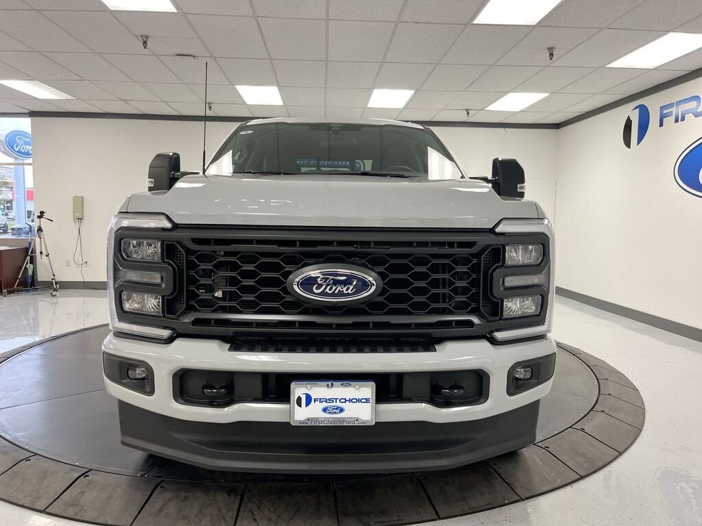 New 2026 Ford Super Duty F-350 SRW