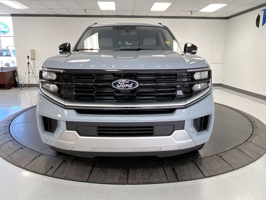 New 2025 Ford Expedition Max Platinum Platinum 4x4