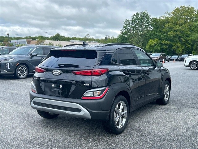 2023 Hyundai Kona SEL photo 3