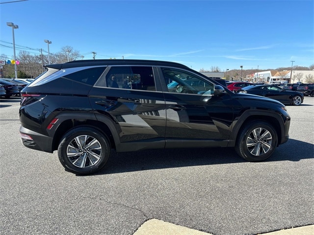 Used 2022 Hyundai Tucson Blue with VIN KM8JBCA12NU022746 for sale in North Attleboro, MA