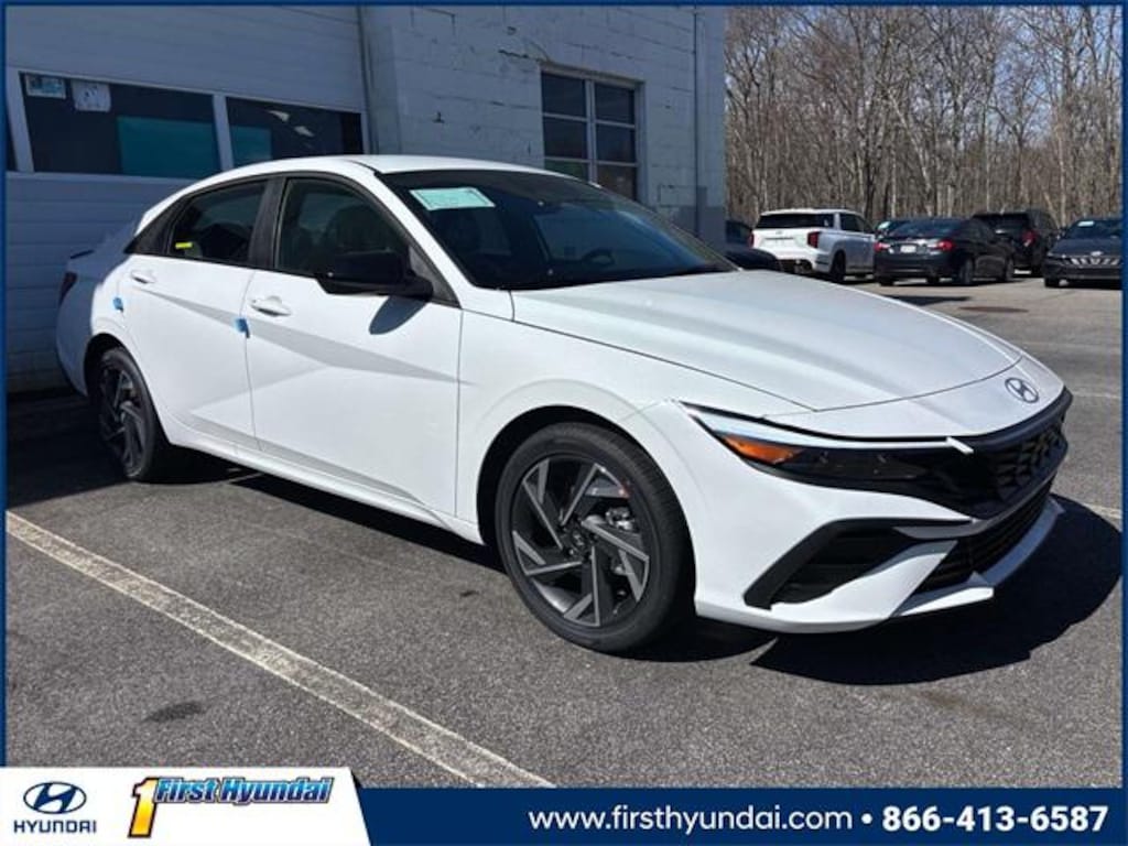 New 2025 Hyundai Elantra Hybrid SEL Sport Sedan