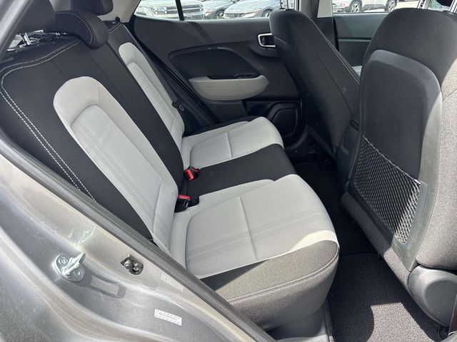 2023 Hyundai Venue SEL - Photo 15