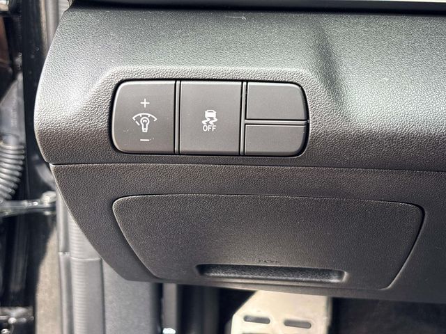 2025 Hyundai Elantra SEL - Photo 27