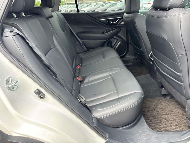 2023 Subaru Outback Limited - Photo 17