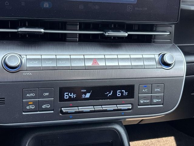 2024 Hyundai Kona SEL - Photo 23