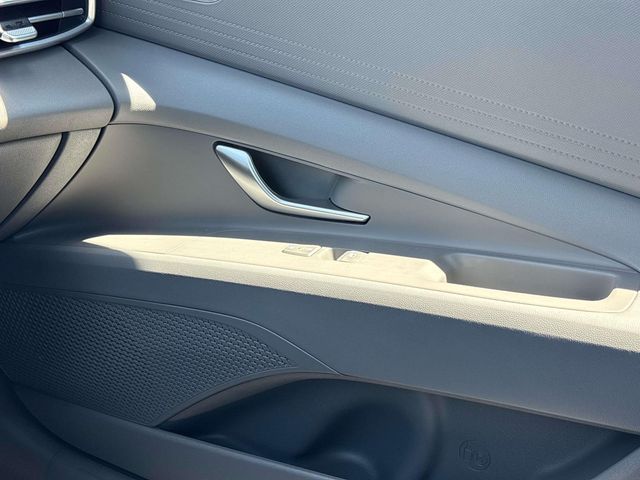 2025 Hyundai Elantra SE - Photo 29
