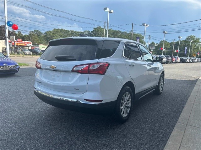 2019 Chevrolet Equinox LT photo 3