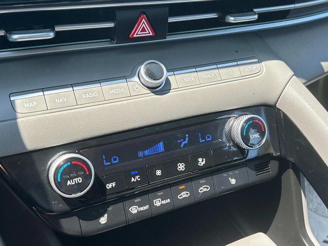 2024 Hyundai Elantra SEL - Photo 31