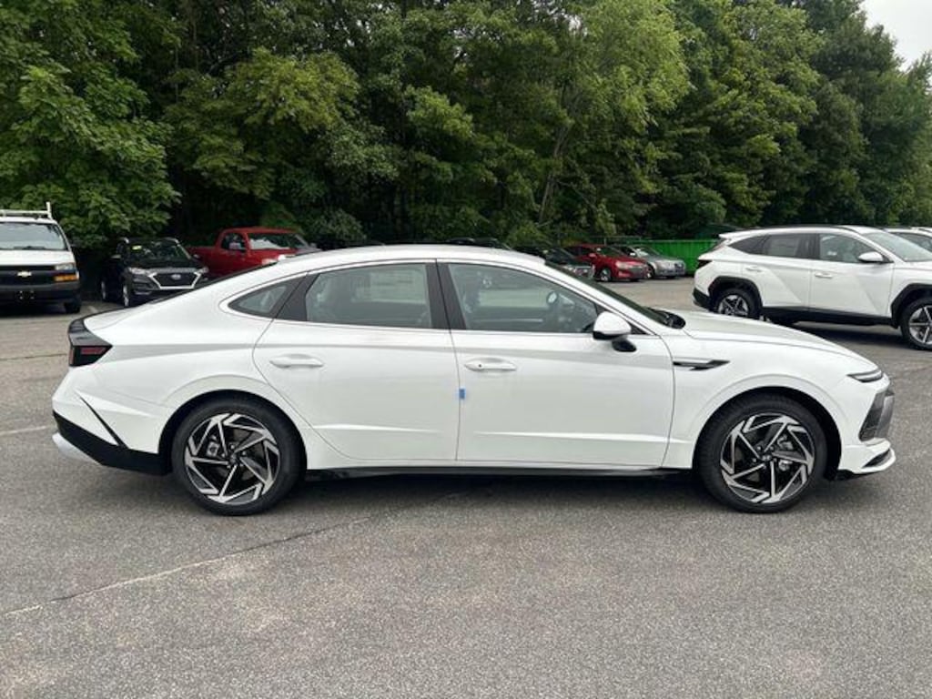 New 2026 Hyundai Sonata SEL Sport Sedan