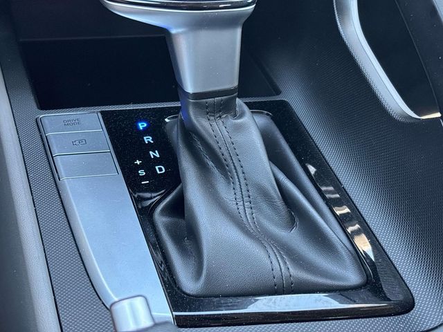 2025 Hyundai Elantra SE - Photo 23