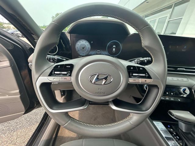 2023 Hyundai Elantra SEL - Photo 23