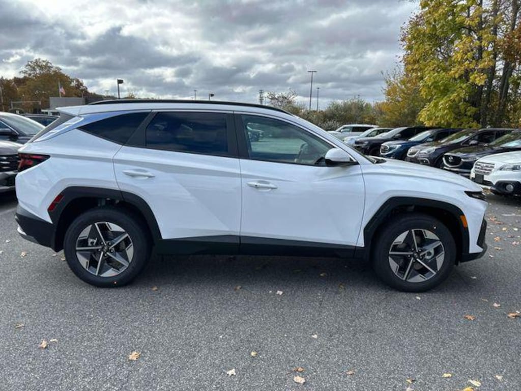 New 2026 Hyundai Tucson SEL AWD SUV