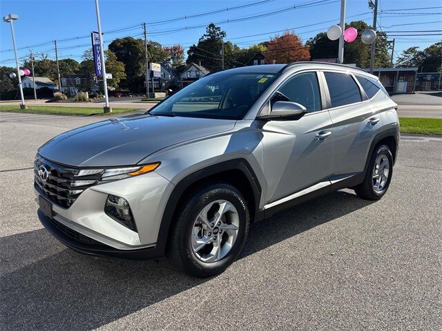 2024 Hyundai Tucson SEL photo 2
