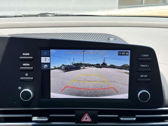 2025 Hyundai Elantra SE - Photo 21