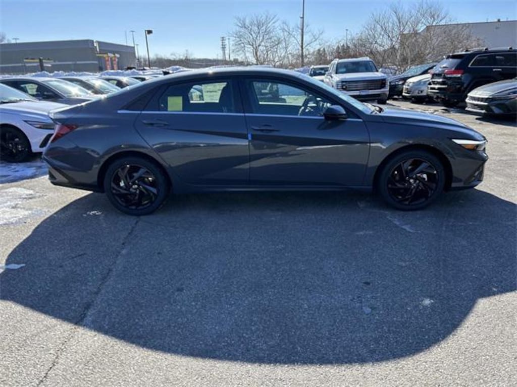 New 2026 Hyundai Elantra SEL Sport Premium Sedan