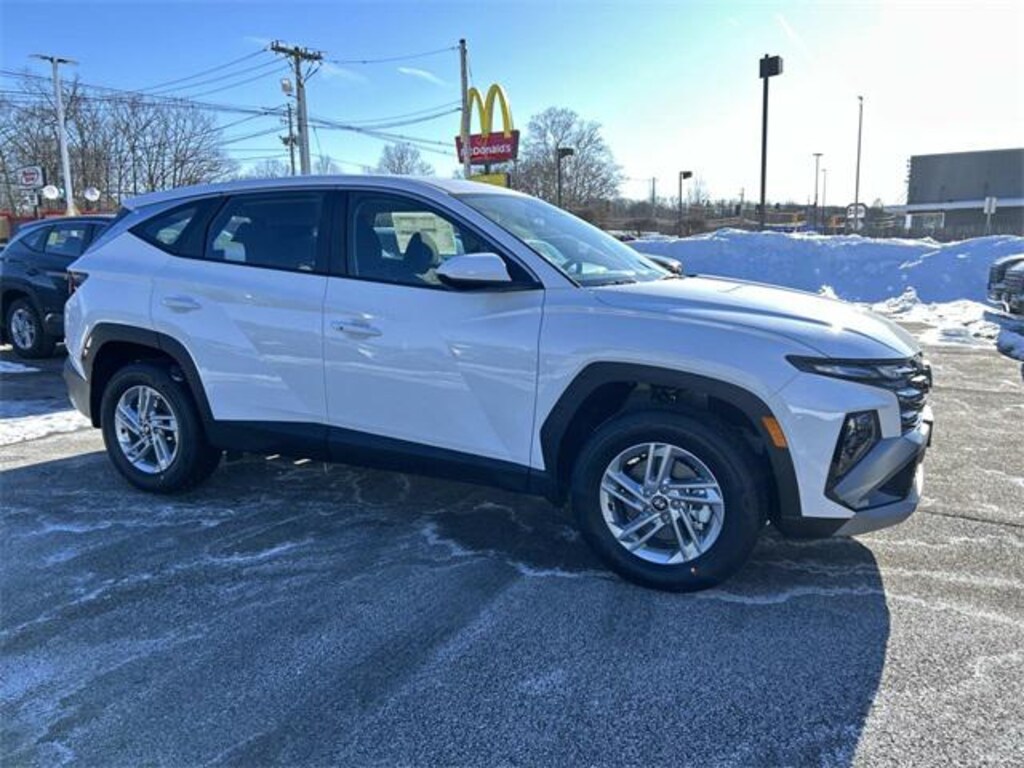 New 2026 Hyundai Tucson SE AWD SUV