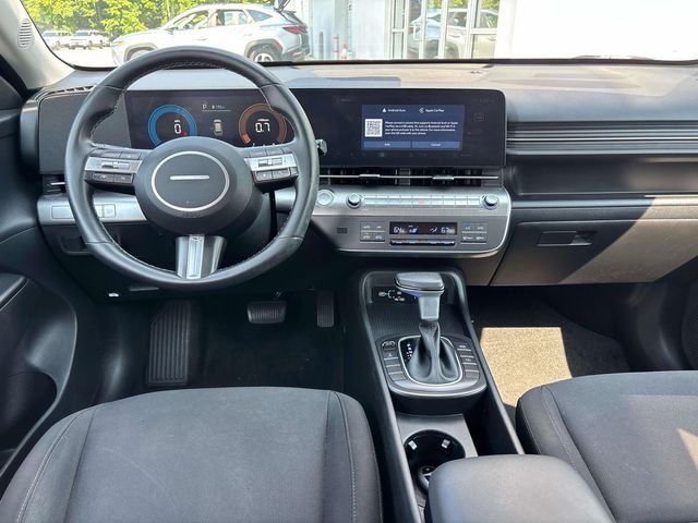 2024 Hyundai Kona SEL - Photo 12