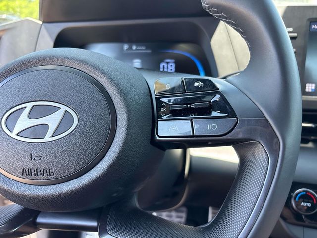 2025 Hyundai Elantra SEL - Photo 20