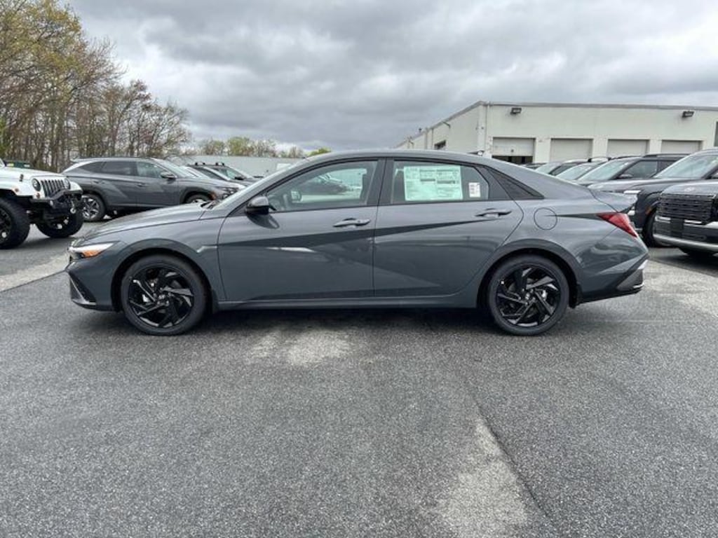 New 2026 Hyundai Elantra Hybrid SEL Sport Sedan