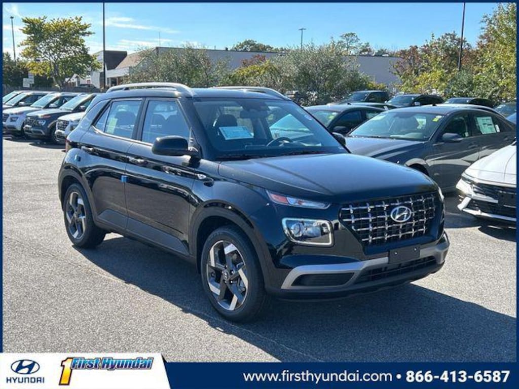New 2025 Hyundai Venue SEL SUV
