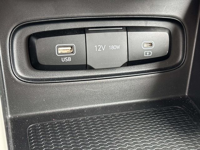 2023 Hyundai Venue SEL - Photo 26