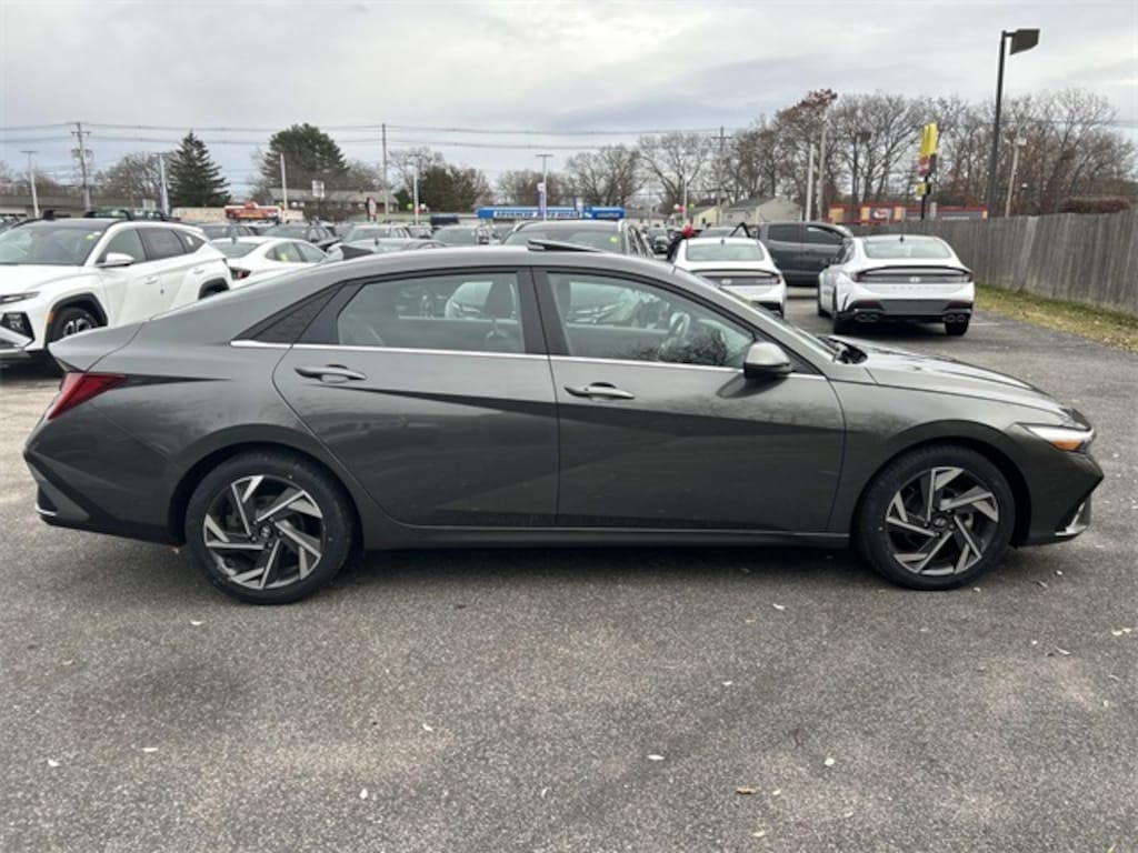 Certified 2024 Hyundai Elantra SEL Sedan