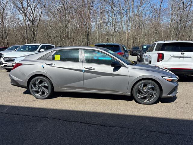 2025 Hyundai Elantra Blue