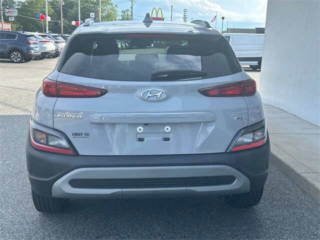 2023 Hyundai Kona SEL photo 4