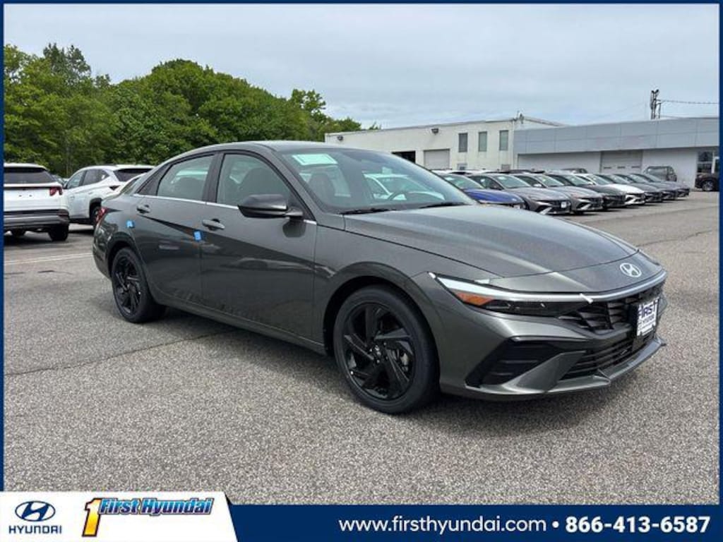 New 2026 Hyundai Elantra SEL Sport Premium Sedan