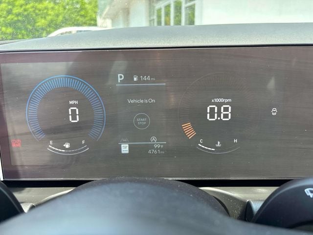 2025 Hyundai Tucson SE - Photo 17