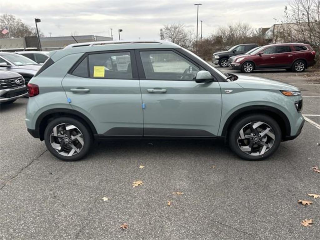 New 2026 Hyundai Venue SEL SUV