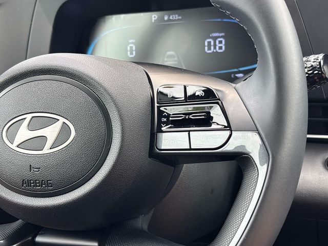 2025 Hyundai Elantra SEL - Photo 17