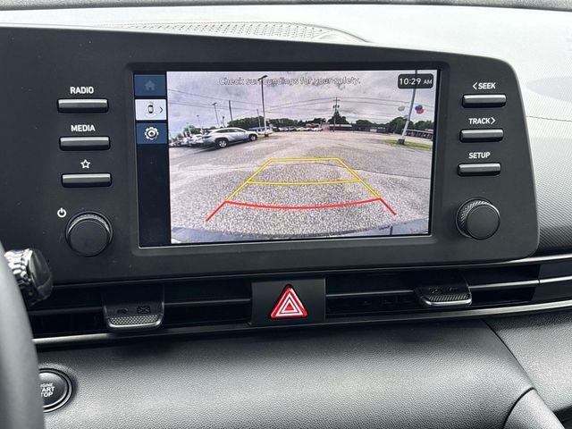 2025 Hyundai Elantra SEL - Photo 19