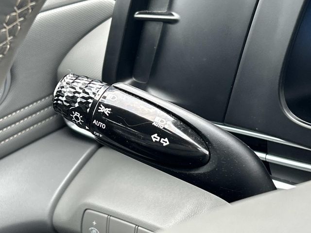 2025 Hyundai Elantra SEL - Photo 29