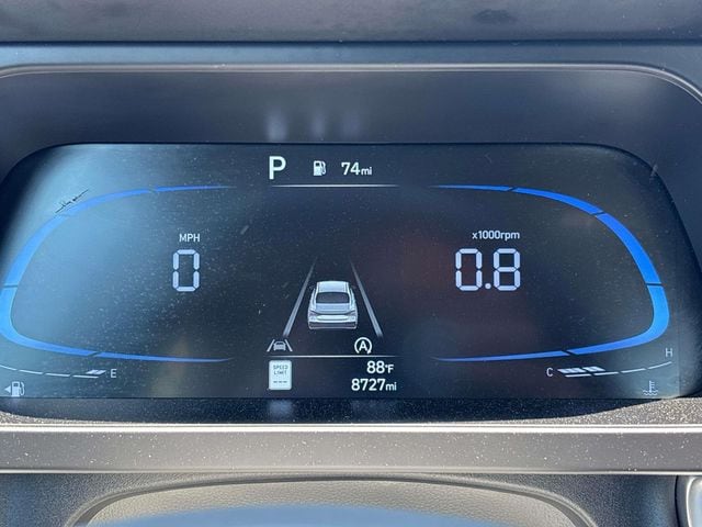 2025 Hyundai Elantra SE - Photo 19