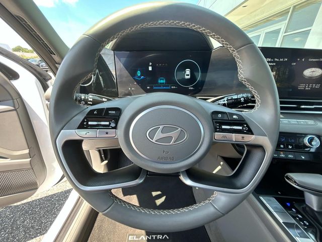 2024 Hyundai Elantra SEL - Photo 25