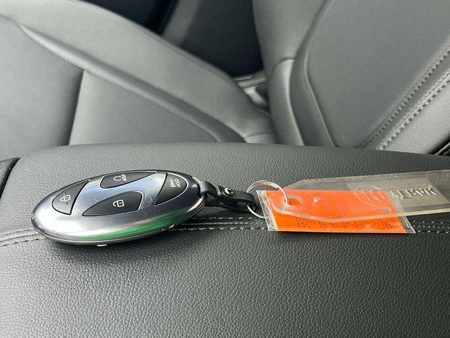 2025 Hyundai Santa Cruz XRT - Photo 15