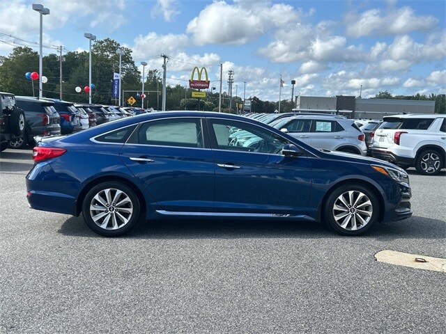 2017 Hyundai Sonata Sport photo 2
