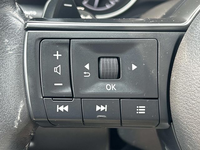 2024 Nissan Rogue SV - Photo 21