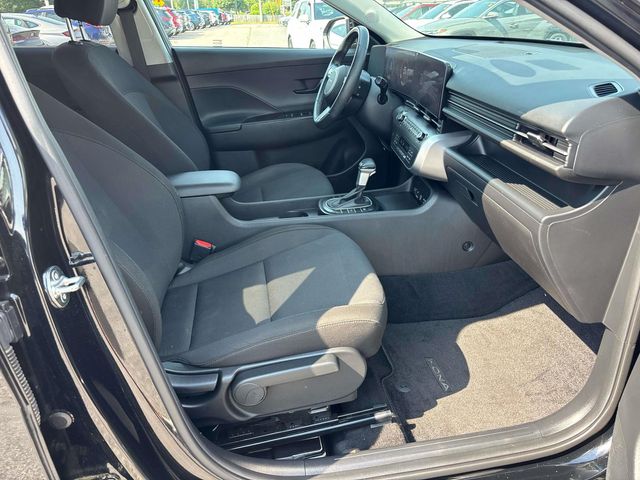 2024 Hyundai Kona SEL - Photo 16