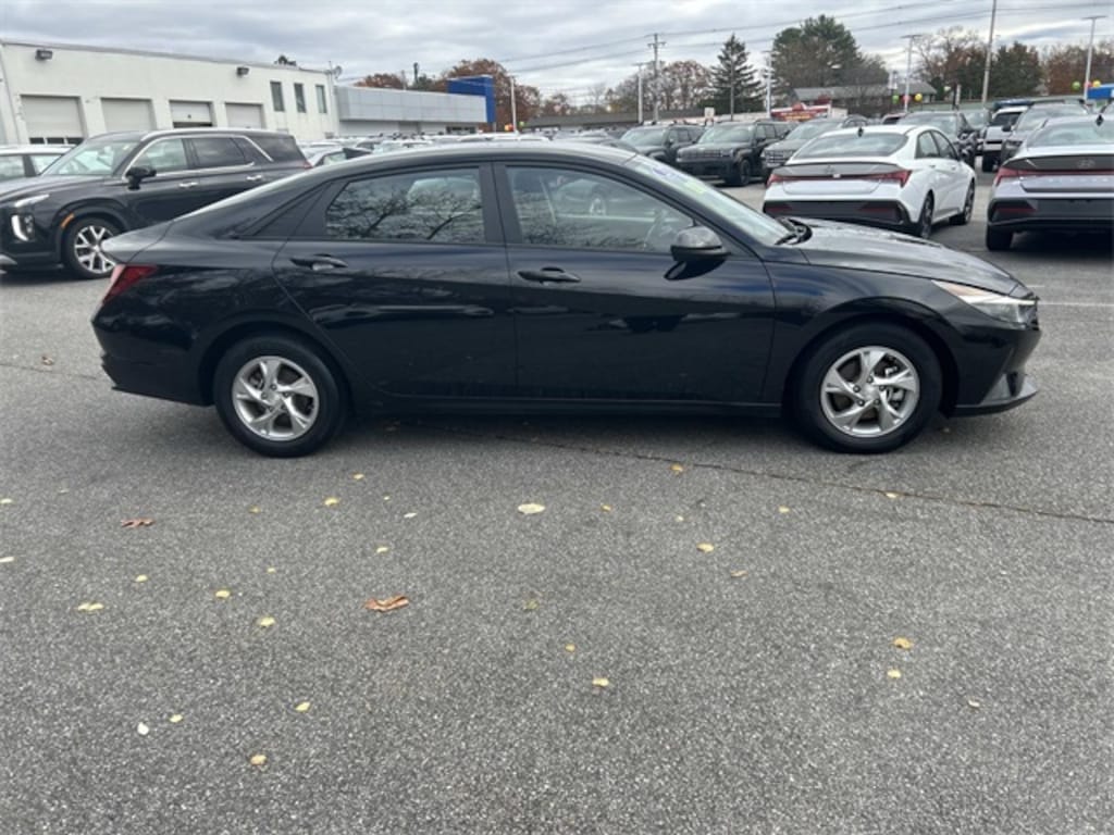 Certified 2023 Hyundai Elantra SE Sedan