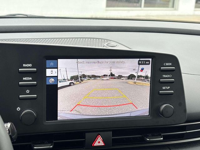 2025 Hyundai Elantra SEL - Photo 22