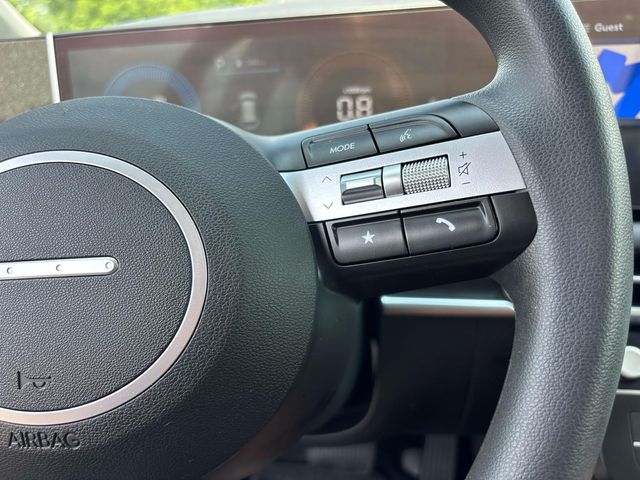 2025 Hyundai Tucson SE - Photo 19