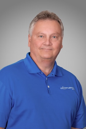 Staff member Leonard Seebach from 231261165c7b