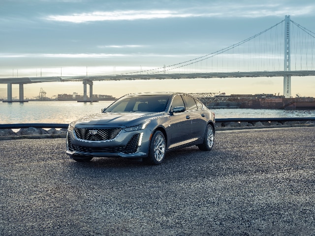 2021-Cadillac-CT5-Luxury-Sedan-L02-640x480.jpg