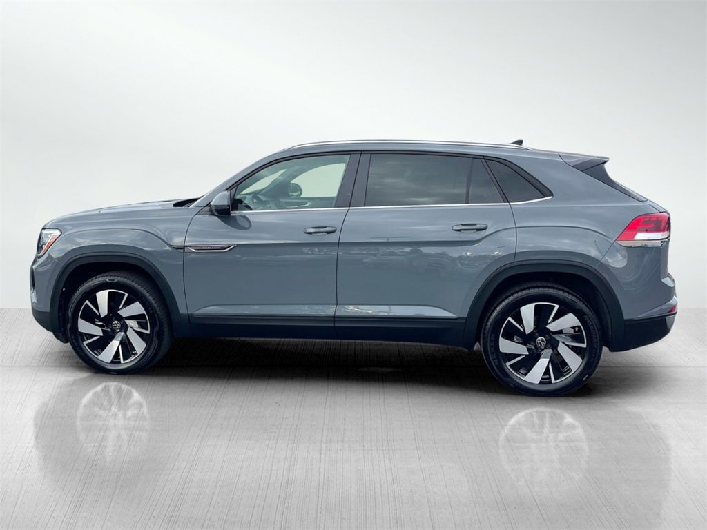 2025 Volkswagen Atlas Peak Edition photo 2