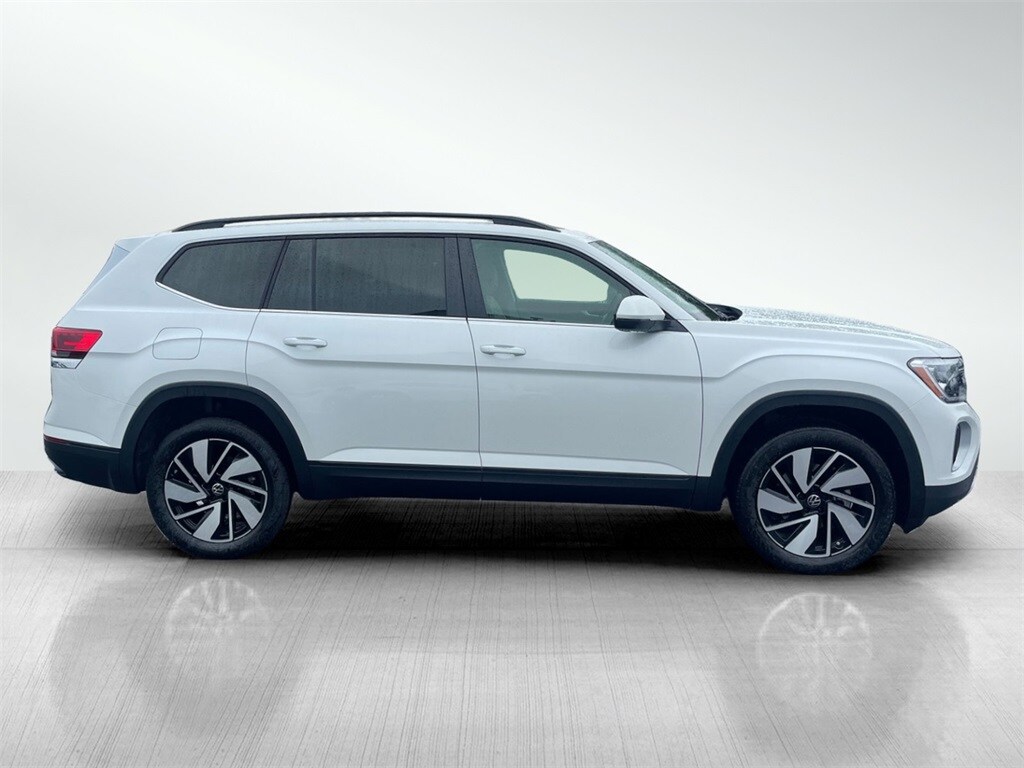 2026 Volkswagen Atlas SE Technology photo 4