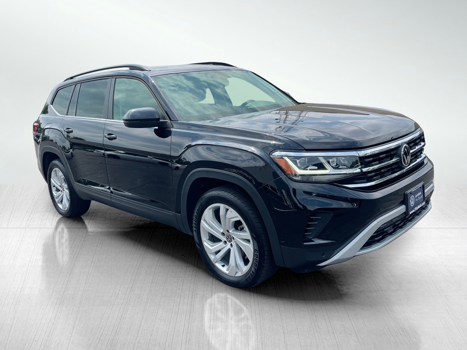 2023 Volkswagen Atlas 3.6L V6 SE w/Technology