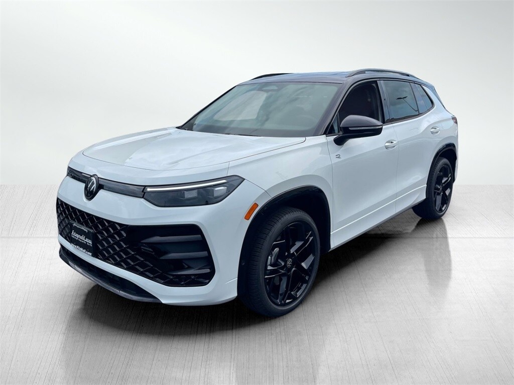 2025 Volkswagen Tiguan SE R-Line Black photo 2