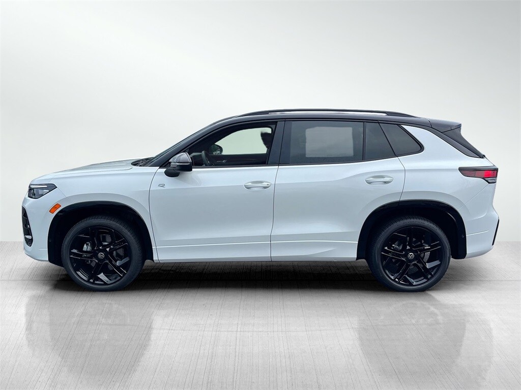 2025 Volkswagen Tiguan SE R-Line Black photo 3